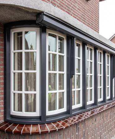 Gebogen raamkozijn
