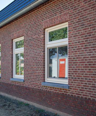 Ramen en kozijnen voor een gerenoveerde boerderij